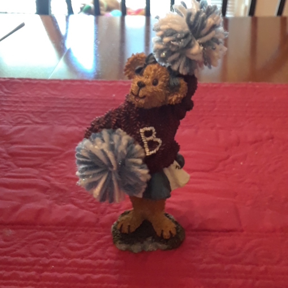 Boyds Bears & Friends Resin Cheerleader Bear